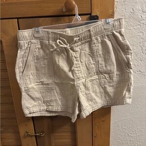 Women’s Old Navy Beige Casual Drawstring Shorts